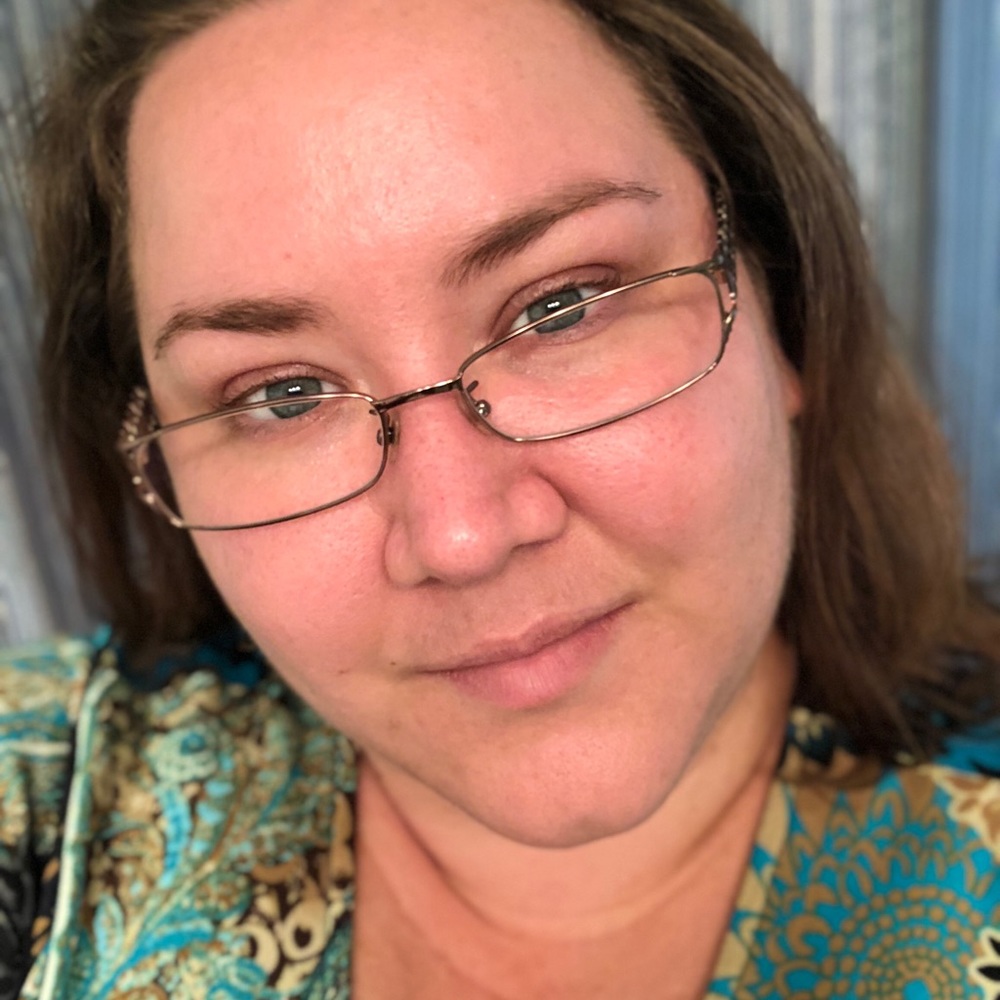 Meet your Posher, Lori